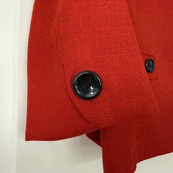 Perceptions Red Cropped Button-Front Blazer - Picture 4 of 9